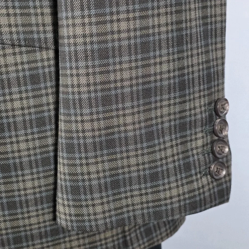 Haggar Men's Sport Coat Blazer Two Button Brown Checked‎ polyester LARGE